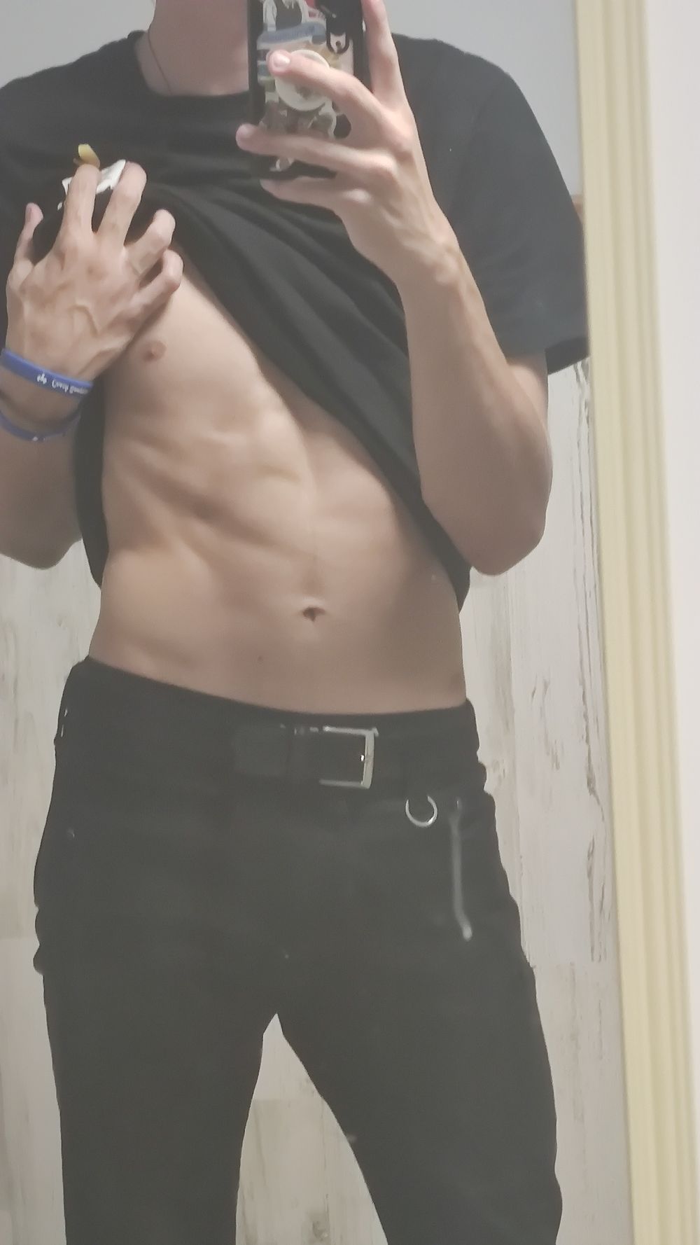 z3phyr0s OnlyFans profile picture
