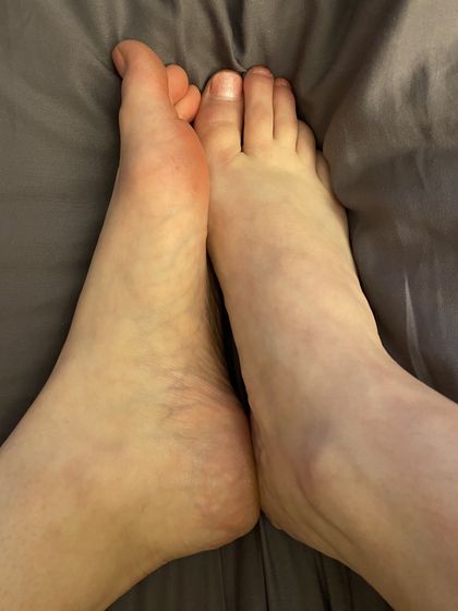 thickthighsthinsoles OnlyFans picture