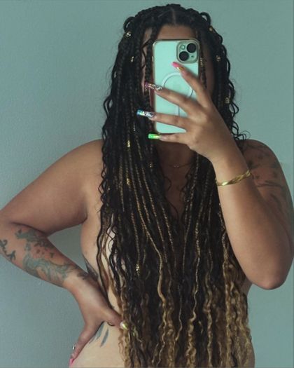 k.r.y.z.k.e.l.e OnlyFans picture