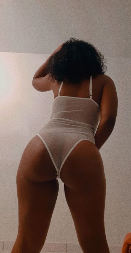 bigbootytaina OnlyFans picture