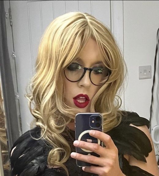 backstaging OnlyFans profile picture