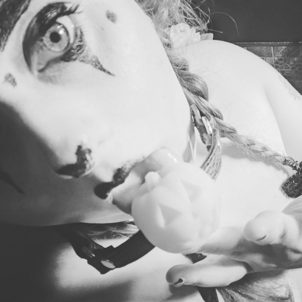 shelovesthemonsters OnlyFans profile picture