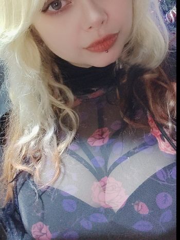 AcidDoll