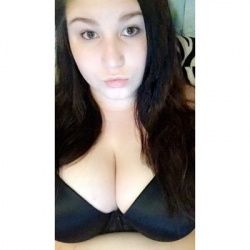 Best Ambscjade OnlyFans Accounts | FansMetrics.com