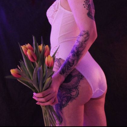 hilakonst OnlyFans picture