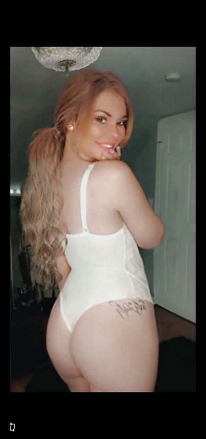 madelinemoral OnlyFans picture