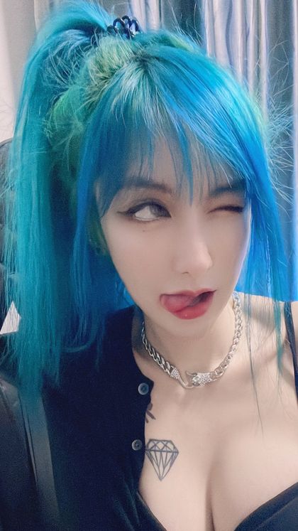 iyarin OnlyFans picture