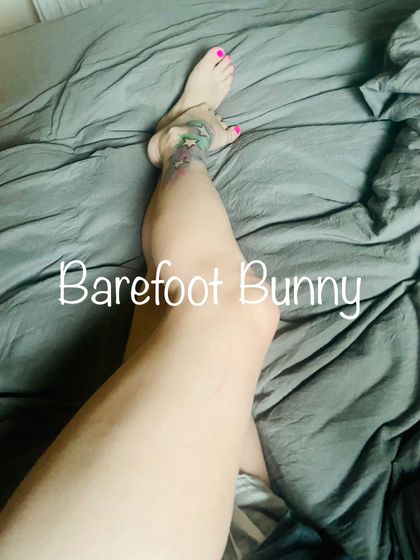 barefoot_bunny37 OnlyFans picture
