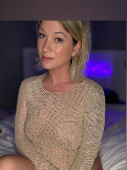 mrs.roomforafew OnlyFans picture