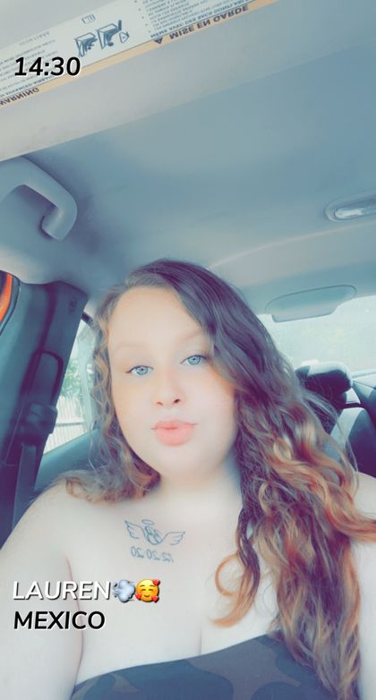 wh1te_g1rl.18 OnlyFans picture