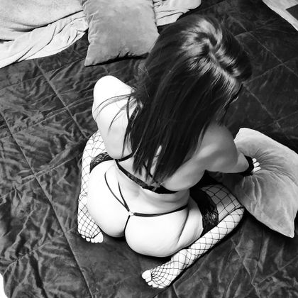 dezy.does.toys OnlyFans picture