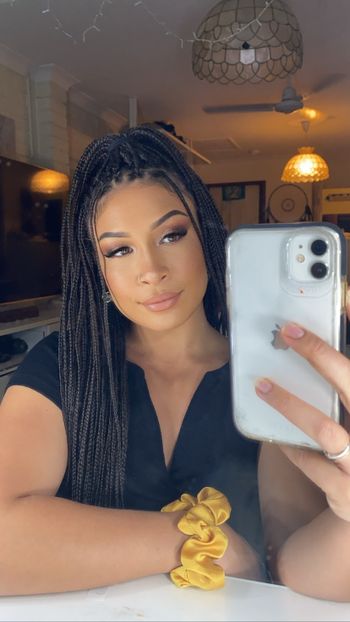 lil.bee_xx OnlyFans - Free Trial - Photos - Socials FansMetrics