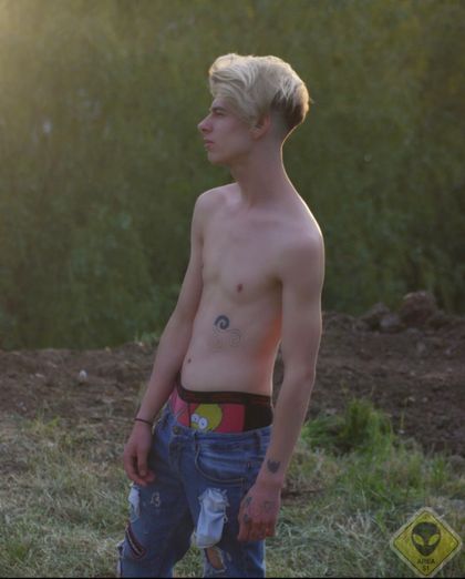 alienxnxx OnlyFans picture