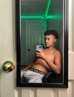 ashtonchavisofficial OnlyFans - Free Trial - Photos - Socials ...