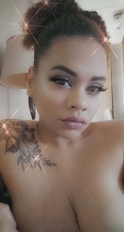 bratbrat OnlyFans picture