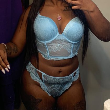 tongueinherpuss OnlyFans picture