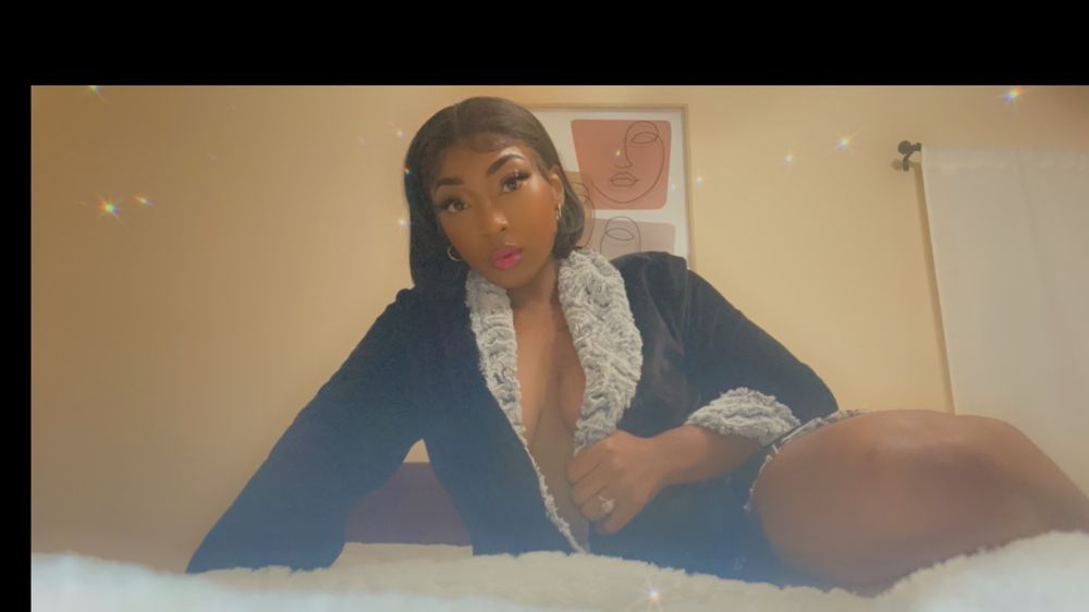 queenpokaface OnlyFans profile picture
