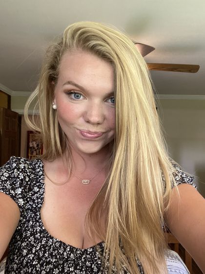 anniedanielle OnlyFans picture