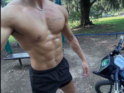 alexxxanderhall OnlyFans picture