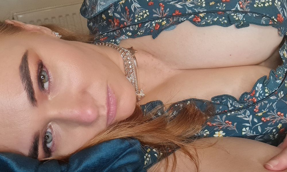 little_red_activated OnlyFans profile picture
