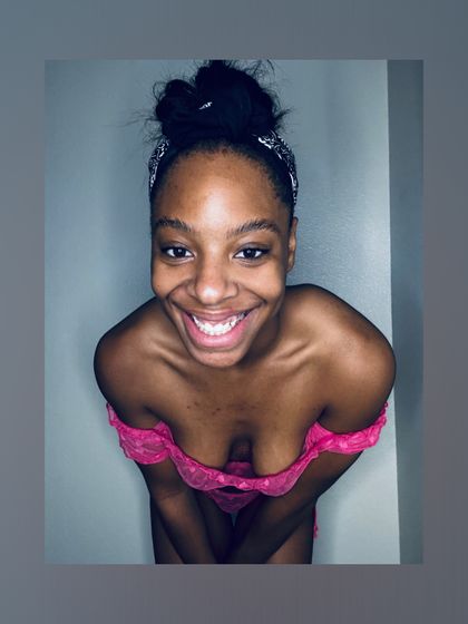 xfoxyredx OnlyFans picture