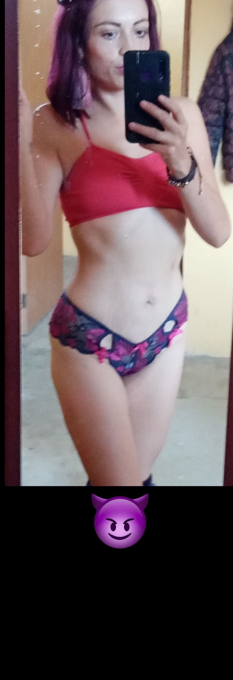 vickibellaella OnlyFans profile picture