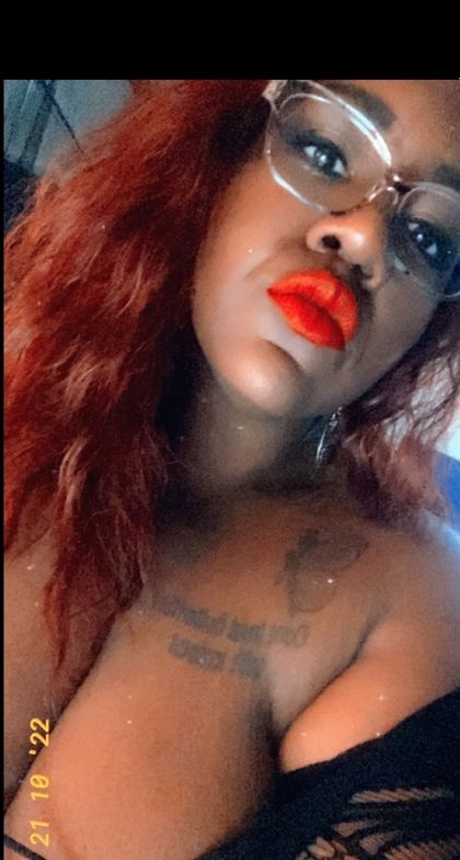 kinkyebonypolyluv OnlyFans picture