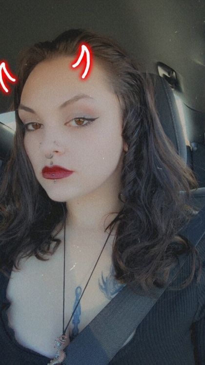 cahrnila OnlyFans picture