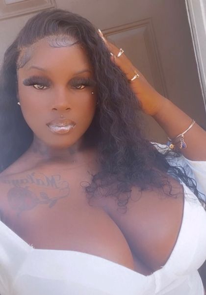 blackprettyf.ho OnlyFans picture