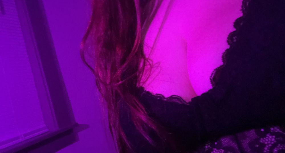 emz.0f OnlyFans profile picture