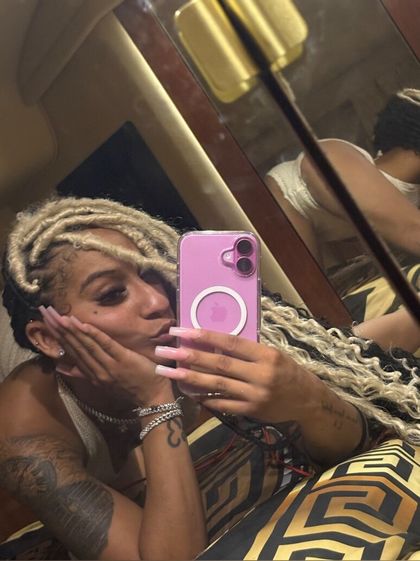 nanieeexo OnlyFans picture