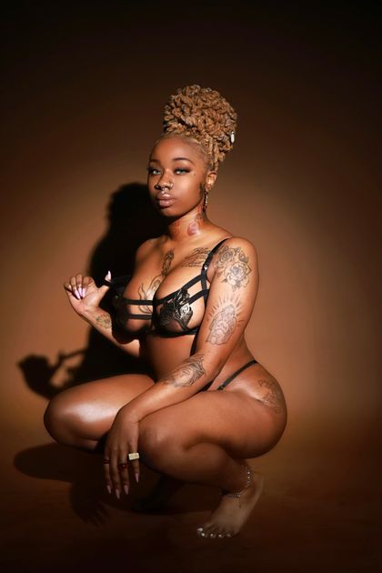 trinalycious OnlyFans picture