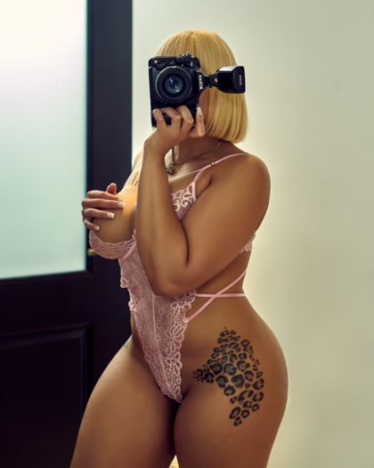 moneymakinnmali OnlyFans picture