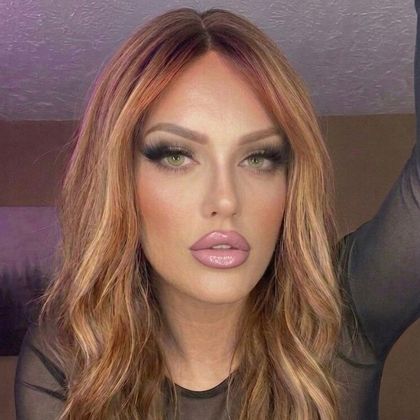 bimbogloss OnlyFans picture