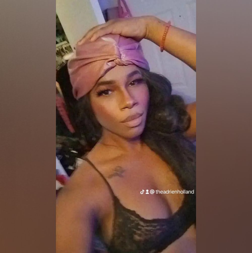 theadrienholland OnlyFans profile picture