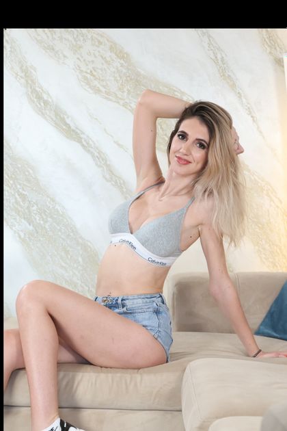 annamanifique OnlyFans picture