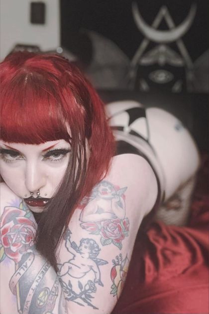 lunarmoonwitch OnlyFans picture