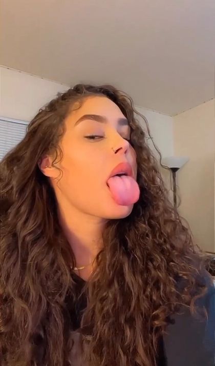 rissakissaa OnlyFans picture