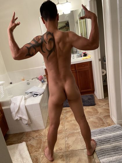 bangwithwang OnlyFans picture