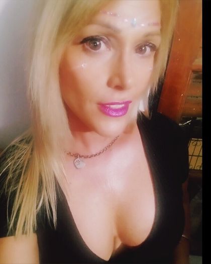 conytunoviafithot OnlyFans picture