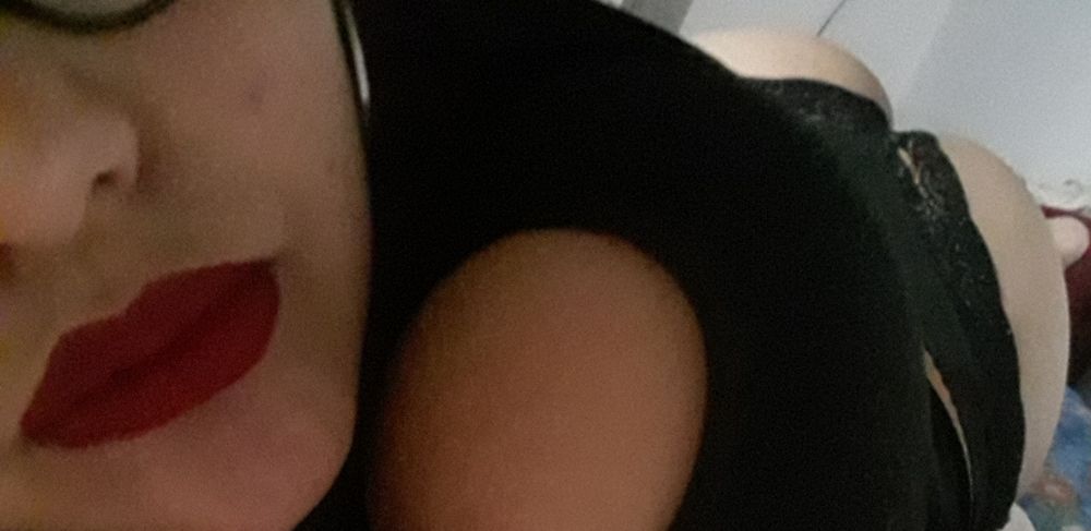 red_lips494 OnlyFans profile picture