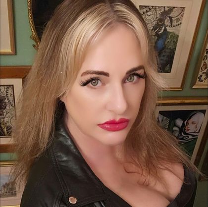 ladyninabirch OnlyFans picture