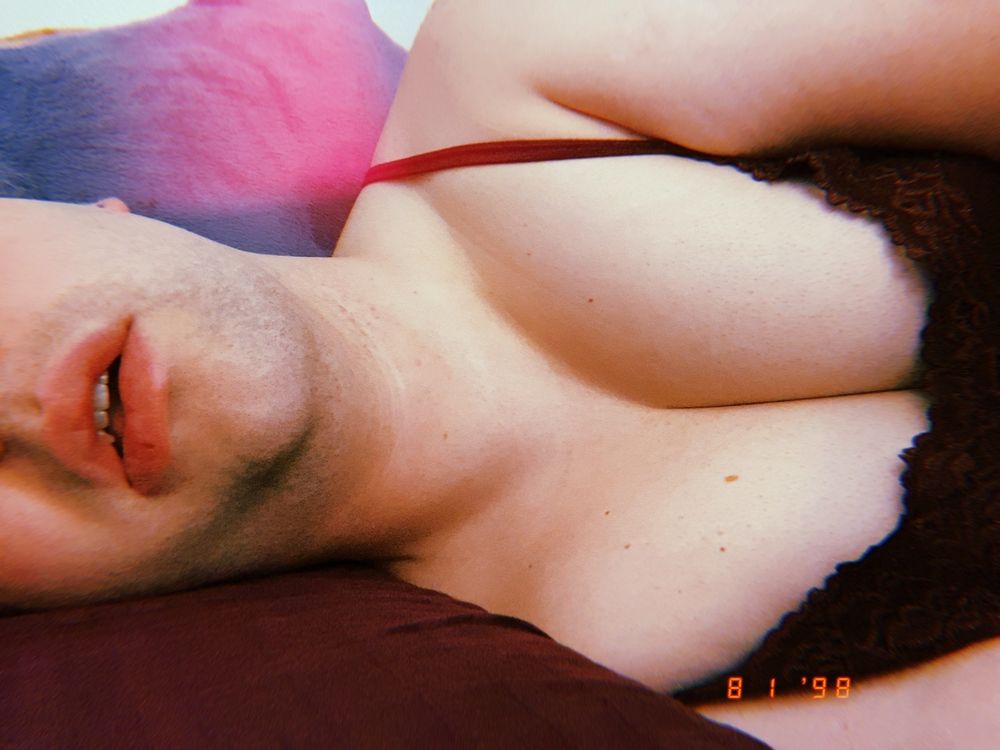 bi-dyke-eowyn OnlyFans profile picture
