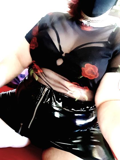 lunasized OnlyFans picture