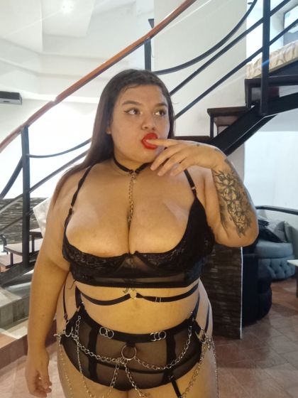 curvygoddesss4 OnlyFans picture