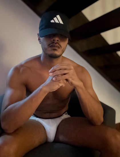 islandbrownguy OnlyFans picture
