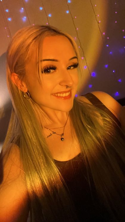 halostar OnlyFans picture