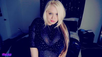 clubdinaskyfree OnlyFans picture