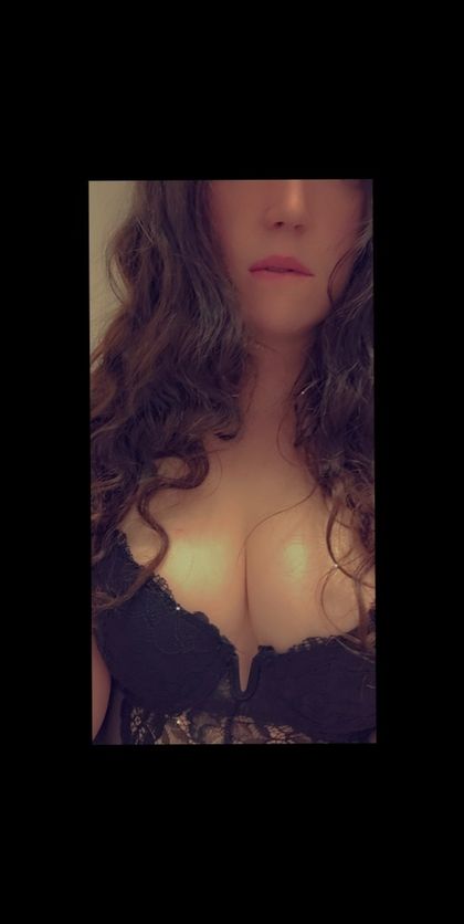 lunagoldxxx OnlyFans picture
