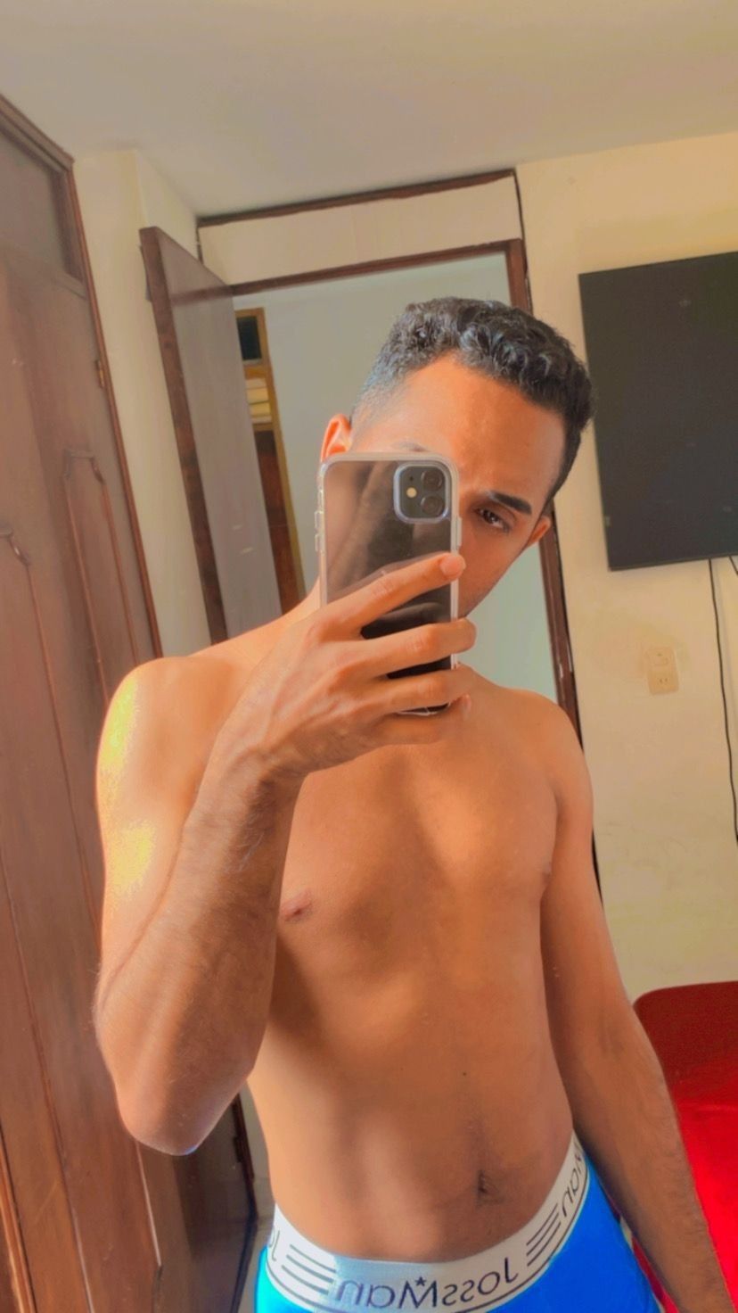 carlose549 OnlyFans profile picture